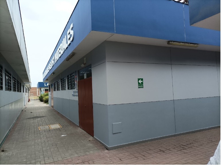 REMODELACIÓN DE LABORATORIOS CAMPUS MOCHE UCV TRUJILLO gallery