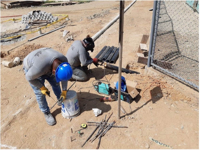 FABRICACIÓN E INSTALACIÓN DE BOLARDOS Y HABILITACION DE CAMINO PARA SUBESTACIÓN SEPE PIURA gallery