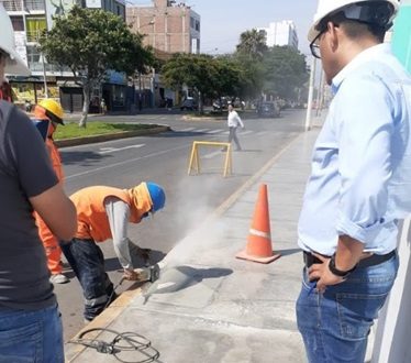 DEMOLICIÓN Y MEJORAMIENTO DE VEREDAS PARA BUEN ACABADO DE POZOS A TIERRA Y CAJAS DE FIBRA ÓPTICA